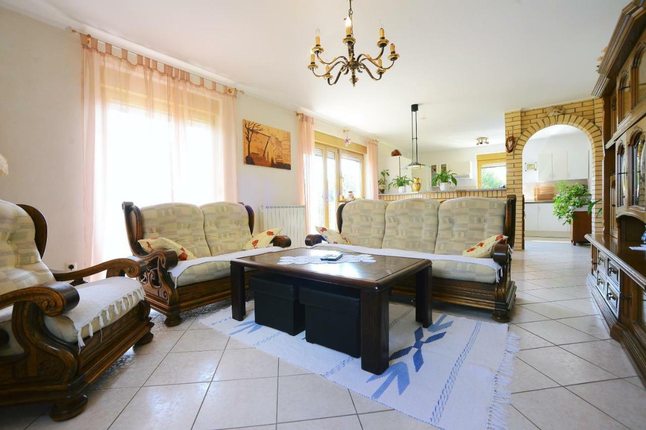 Ferienhaus Tomic Nedeščina Esterno foto