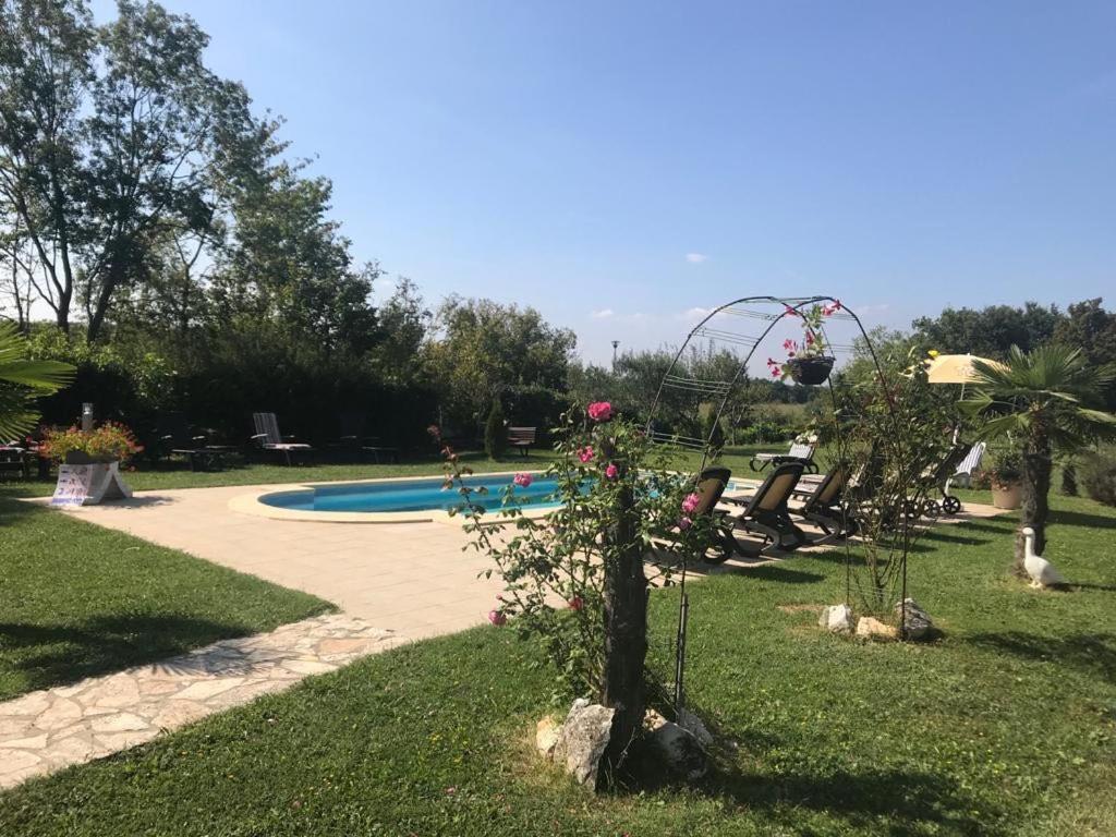 Ferienhaus Tomic Nedeščina Esterno foto